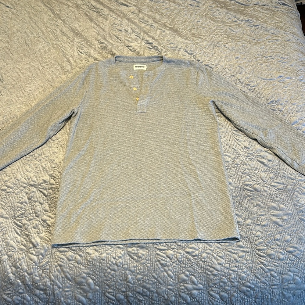 Taylor Stitch Grey Henley Size L
